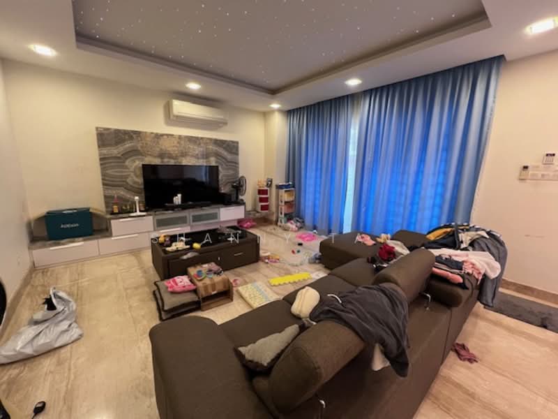 Rumah Teres 2 Tingkat untuk Dijual di Taman Desa Budiman (Bandar Sungai Long) - Shanny Tan - Living Room - PropertyGuru.com.my