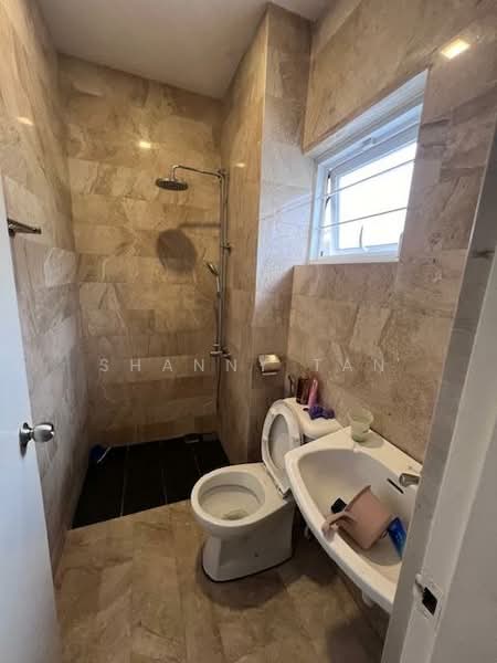 Rumah Teres 2 Tingkat untuk Dijual di Taman Desa Budiman (Bandar Sungai Long) - Shanny Tan - Bathroom - PropertyGuru.com.my