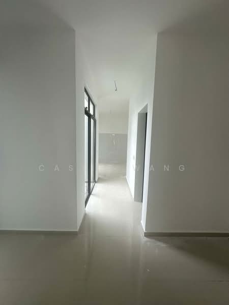 Cluster House for Sale in Iskandar Puteri (Nusajaya) (Johor) - Cassie Wang - Corridor - PropertyGuru.com.my