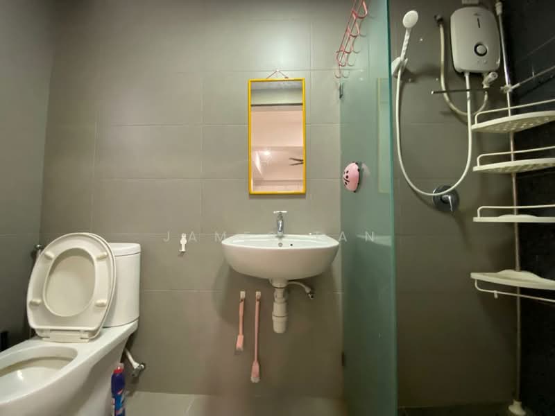 Service Residence for Rent at Avenue D'Vogue - James Tan - Bathroom - PropertyGuru.com.my