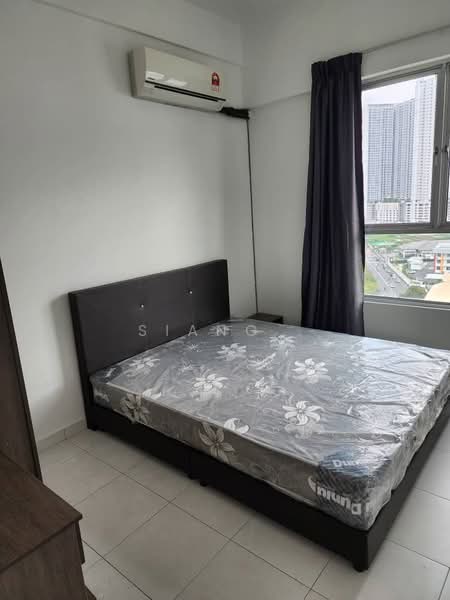 Kondominium untuk Dijual di The Golden Triangle Condominium - Siang . - Bedroom - PropertyGuru.com.my
