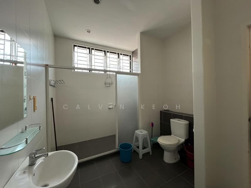 3-storey Terraced House for Sale in Setia Pearl Island (Bayan Lepas) - Calvin Keoh - Bathroom - PropertyGuru.com.my