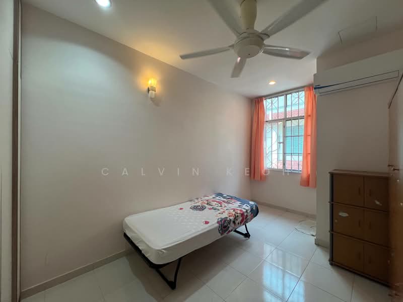 3-storey Terraced House for Sale in Setia Pearl Island (Bayan Lepas) - Calvin Keoh - Bedroom - PropertyGuru.com.my