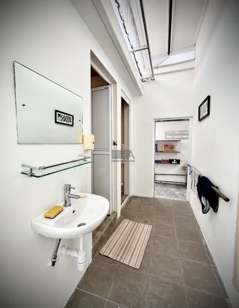Semi-Detached House for Sale in Pulau Tikus (Penang) - Eugene Tung - Bathroom - PropertyGuru.com.my