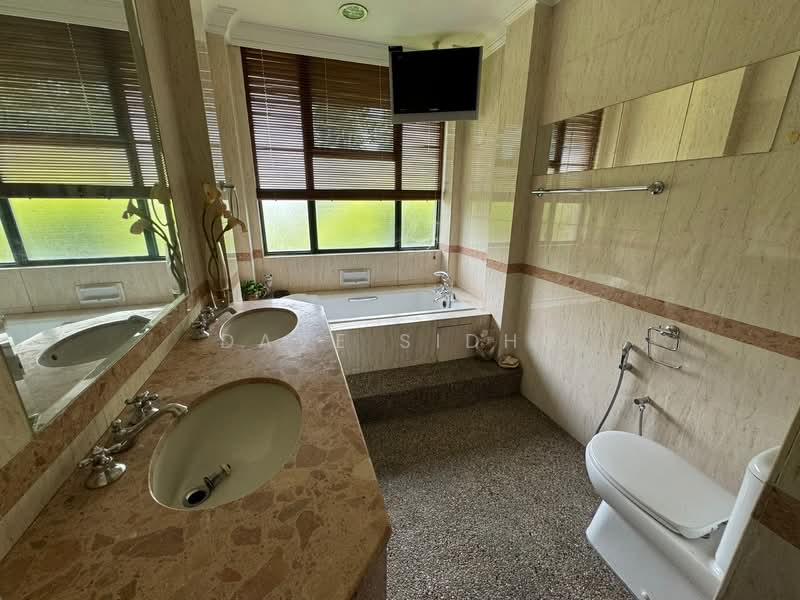 Untuk Dijual - Villa Aman