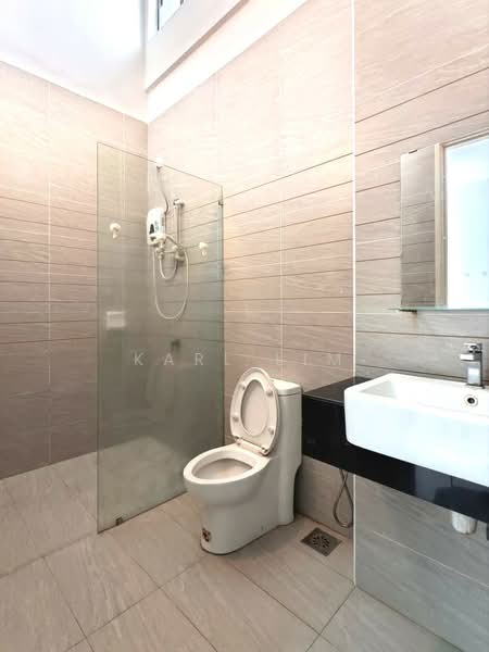 Rumah Teres 2 Tingkat untuk Dijual di Eco Summer (Johor Bahru) - Karl Lim - Bathroom - PropertyGuru.com.my