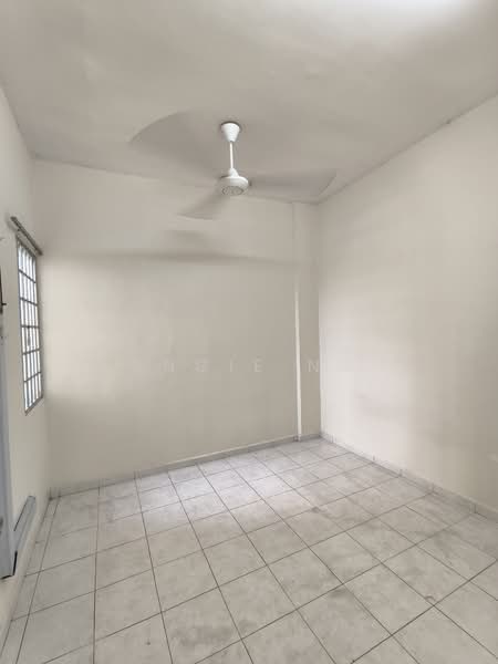 Pangsapuri untuk Disewa di Laksamana Cheng Ho 2 - Angie Ng - Interior - PropertyGuru.com.my