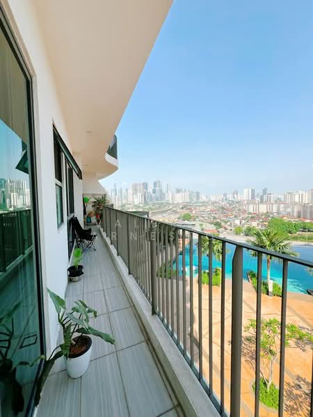 Servis Apartment untuk Disewa di Datum Jelatek Residence - Valerie Arnesto - Balcony - PropertyGuru.com.my