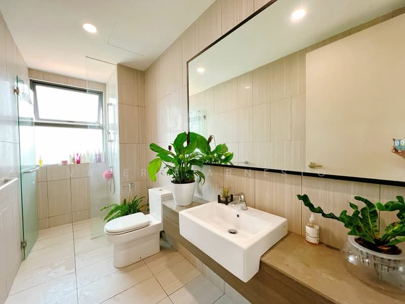 Servis Apartment untuk Disewa di Datum Jelatek Residence - Valerie Arnesto - Bathroom - PropertyGuru.com.my