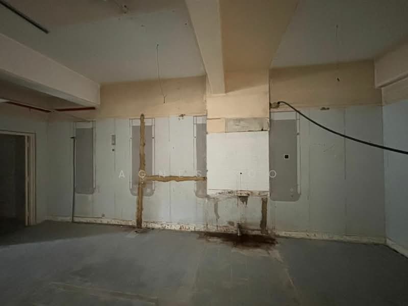 Shop / Office for Rent in Taman Pelangi (Johor Bahru) - Agnes Boo - Interior - PropertyGuru.com.my