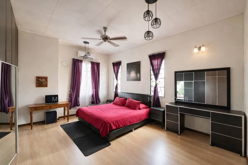 Bungalow for Sale in Bandar Bukit Mahkota (Bangi) - Noor Hidayah Mohamad Noor - Bedroom - PropertyGuru.com.my