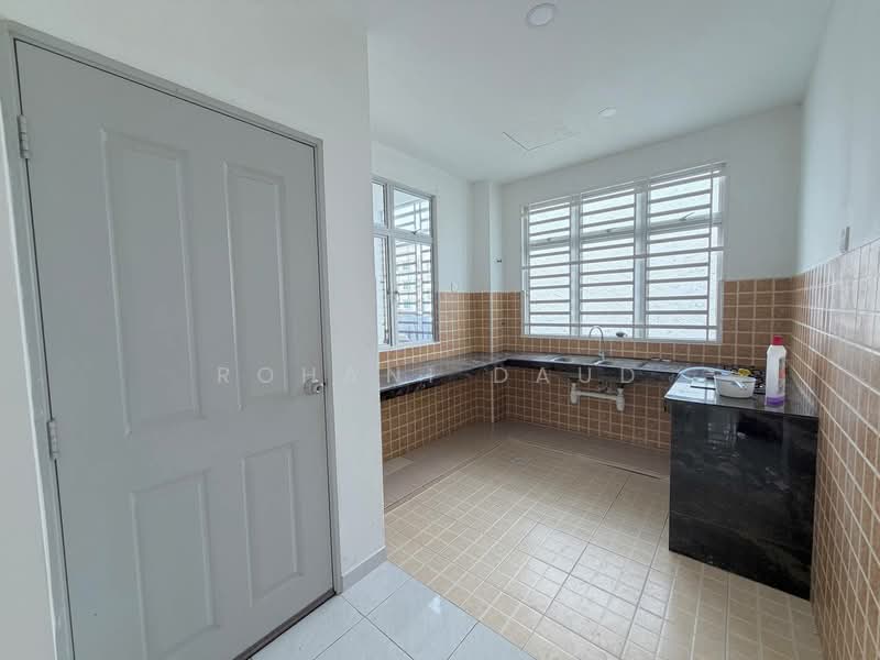 Apartment for Sale at Bukit Citra Residensi - Rohani Daud - Kitchen - PropertyGuru.com.my
