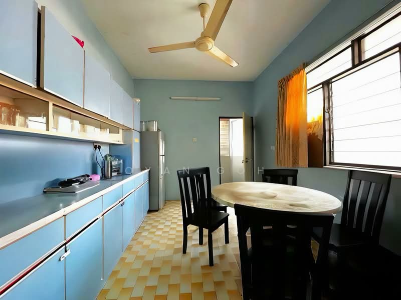 Rumah Berkembar untuk Dijual di Island Park (Jelutong) - Qyan Goh - Kitchen - PropertyGuru.com.my