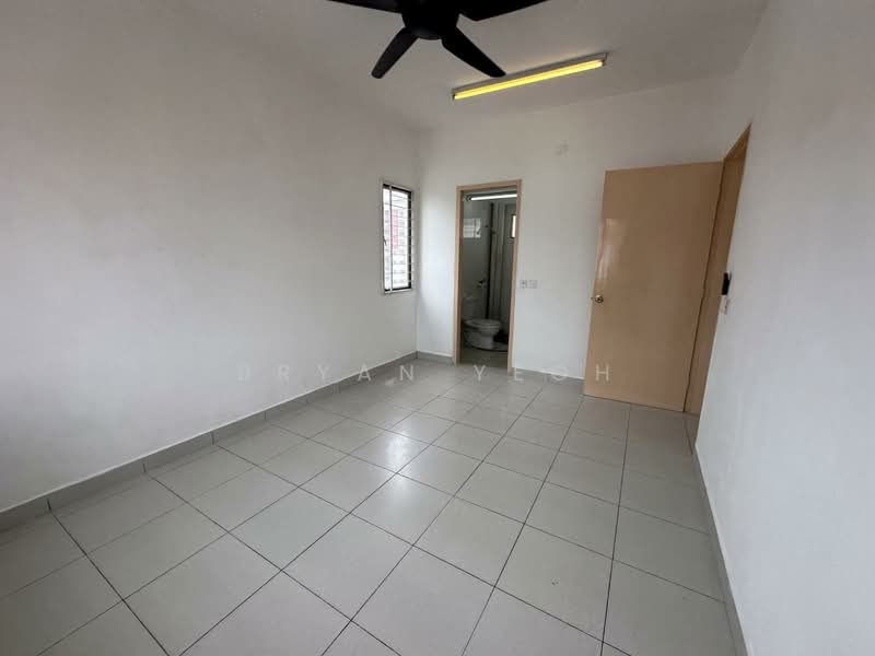 Apartment for Sale at Seri Jati - Bryan Yeoh - Bathroom - PropertyGuru.com.my