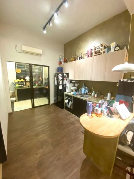 Rumah Teres 2 Tingkat untuk Dijual di Taman Dato' Chellam (Ulu Tiram) - Karl Lim - Kitchen - PropertyGuru.com.my