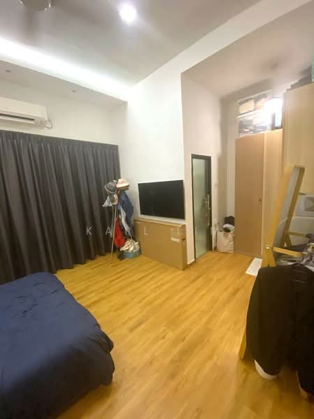 Rumah Teres 2 Tingkat untuk Dijual di Taman Dato' Chellam (Ulu Tiram) - Karl Lim - Bedroom - PropertyGuru.com.my