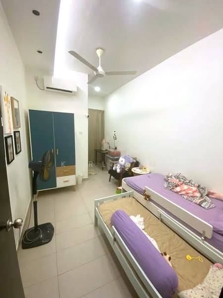 Rumah Teres 2 Tingkat untuk Dijual di Taman Dato' Chellam (Ulu Tiram) - Karl Lim - Bedroom - PropertyGuru.com.my