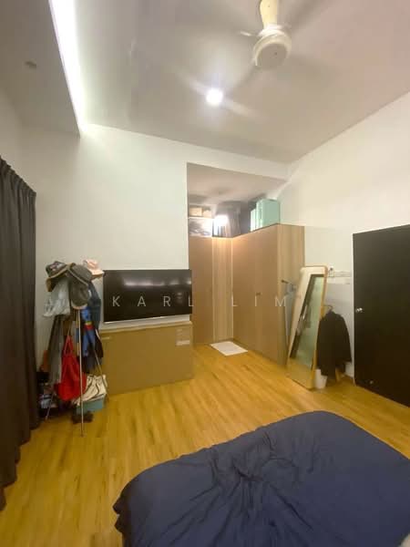 Rumah Teres 2 Tingkat untuk Dijual di Taman Dato' Chellam (Ulu Tiram) - Karl Lim - Bedroom - PropertyGuru.com.my