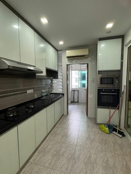 Condominium for Rent at Sri Putramas III / Royal Regent - Evon Lim - Kitchen - PropertyGuru.com.my
