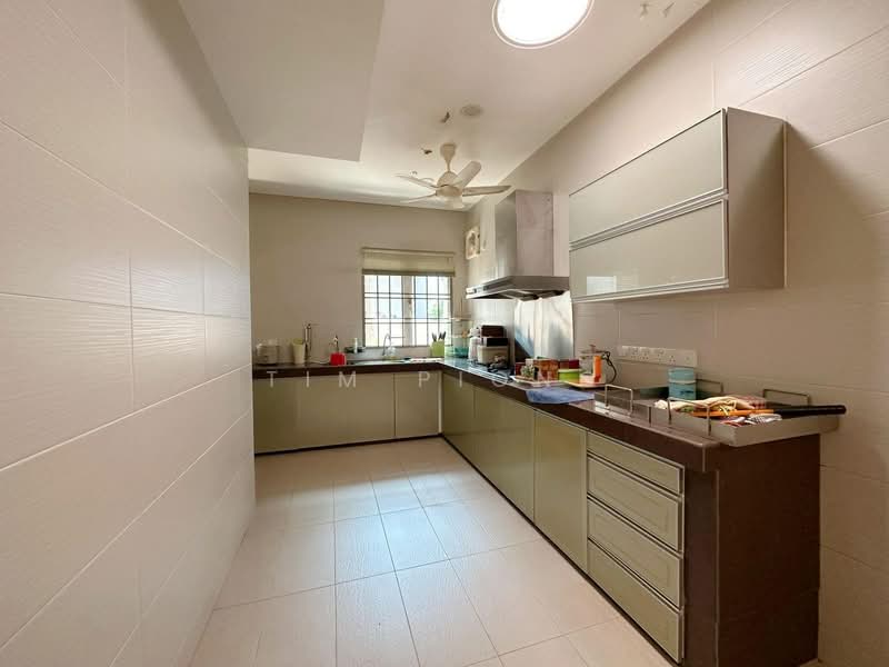 Semi-Detached House for Sale in Taman Ayer Keroh Height (Bukit Katil) - Tim Piong - Kitchen - PropertyGuru.com.my