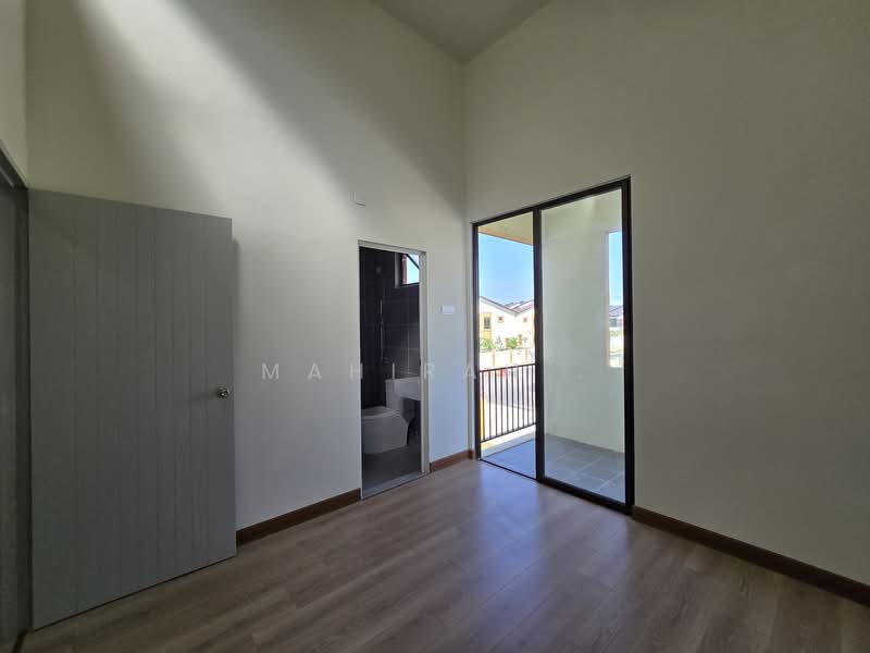 Rumah Teres untuk Dijual di Nilai (Negeri Sembilan) - Mahirah . - Bathroom - PropertyGuru.com.my