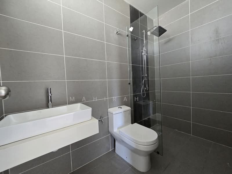 Rumah Teres untuk Dijual di Nilai (Negeri Sembilan) - Mahirah . - Bathroom - PropertyGuru.com.my