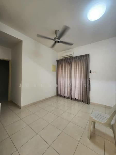 2-storey Terraced House for Sale in Johor Bahru (Johor) - Joanne Yong - Living Room - PropertyGuru.com.my