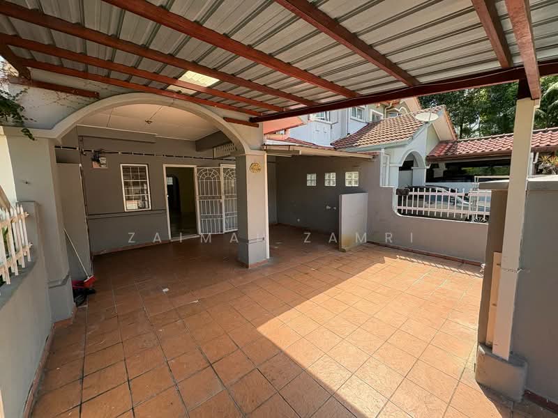 2-storey Terraced House for Rent in TTDI Jaya (Shah Alam) - Zaimah Zamri - Exterior - PropertyGuru.com.my