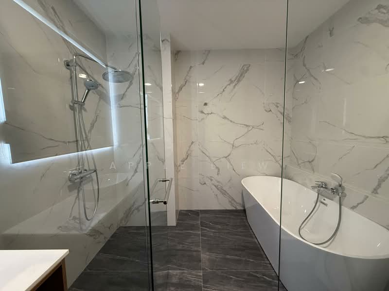 Servis Apartment untuk Disewa di Core Residence @ TRX - Apple Liew - Bathroom - PropertyGuru.com.my