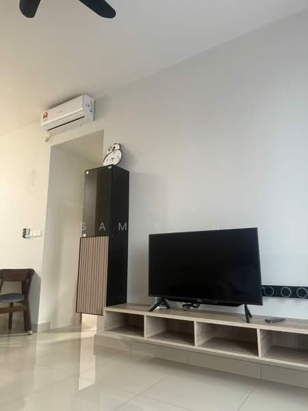 Servis Apartment untuk Dijual di Veranda Residence - Sam Kuan - Living Room - PropertyGuru.com.my