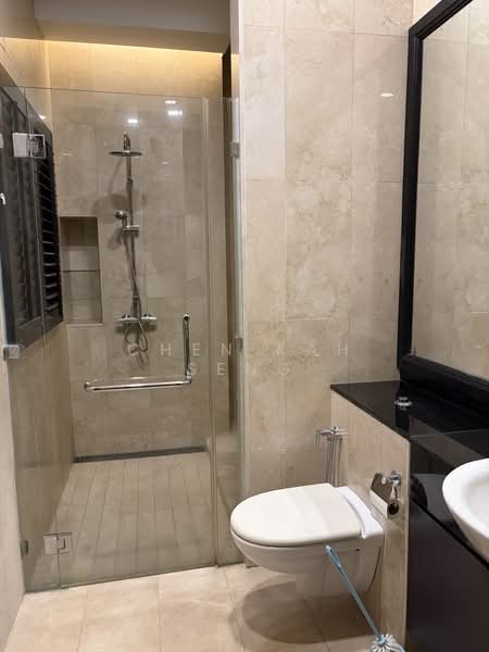Kondominium untuk Disewa di The Pearl KLCC - Chen Kah Seng - Bathroom - PropertyGuru.com.my