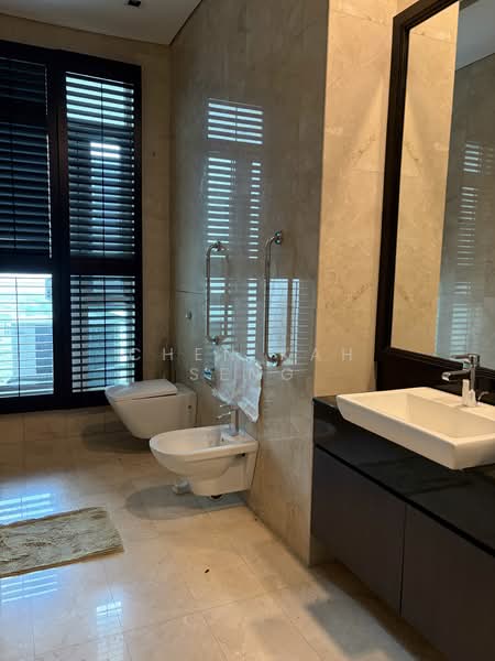Kondominium untuk Disewa di The Pearl KLCC - Chen Kah Seng - Bathroom - PropertyGuru.com.my