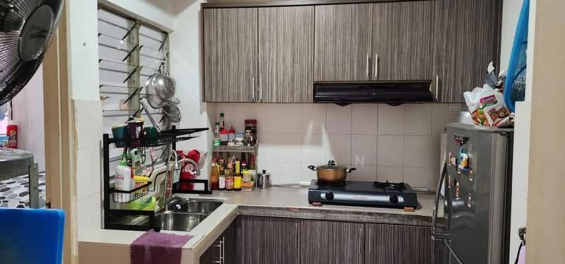 Kediaman Servis untuk Dijual di Avelon Tower @ Plaza Medan Putra - Ivan Tan - Kitchen - PropertyGuru.com.my