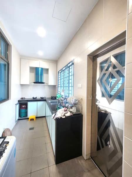 2-storey Terraced House for Sale in Taman Seri Austin (Tebrau) - Karl Lim - Kitchen - PropertyGuru.com.my