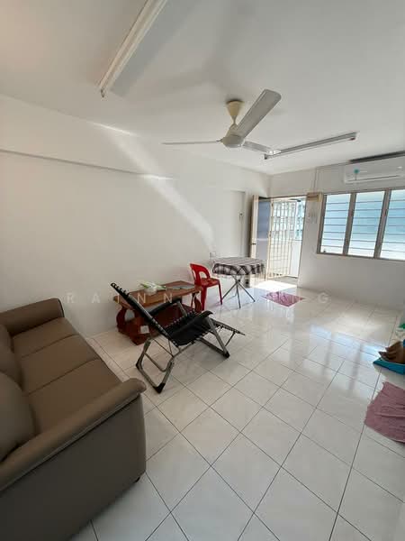 Flat for Rent at Green Garden - Rainny Wong - Living Room - PropertyGuru.com.my