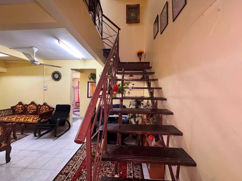 Terraced House for Sale in Klang (Selangor) - Nazrin Hakimin - PropertyGuru.com.my