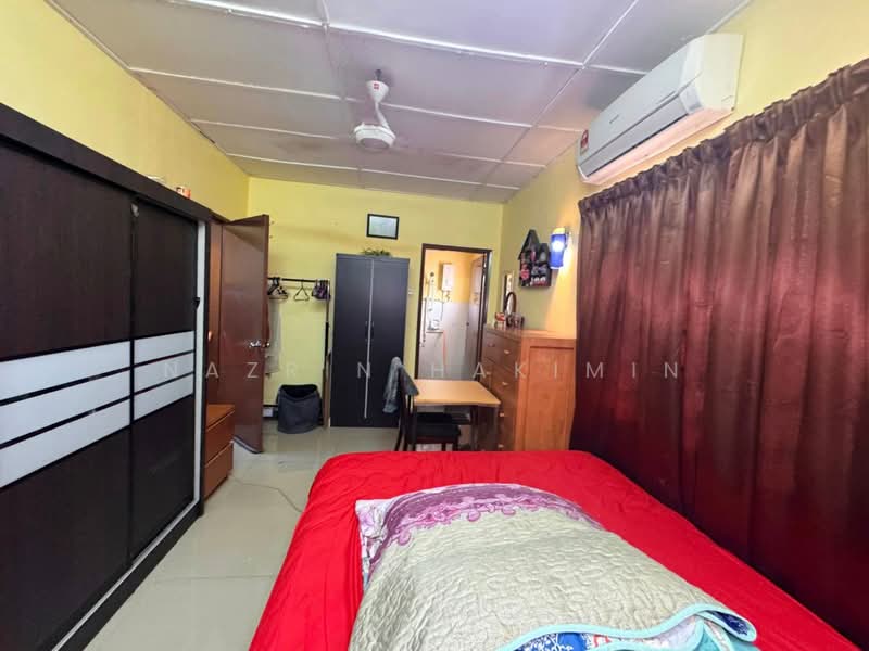 Terraced House for Sale in Klang (Selangor) - Nazrin Hakimin - PropertyGuru.com.my