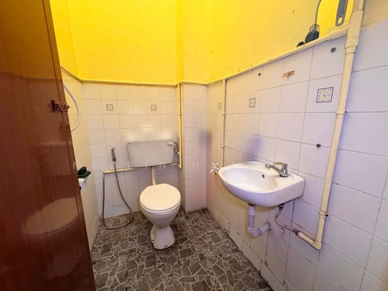 Terraced House for Sale in Klang (Selangor) - Nazrin Hakimin - PropertyGuru.com.my