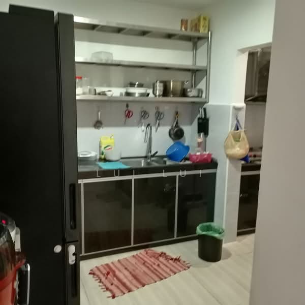 Rumah Teres 2 Tingkat untuk Dijual di Taman Seri Orkid (Skudai) - Lui Lui - Kitchen - PropertyGuru.com.my