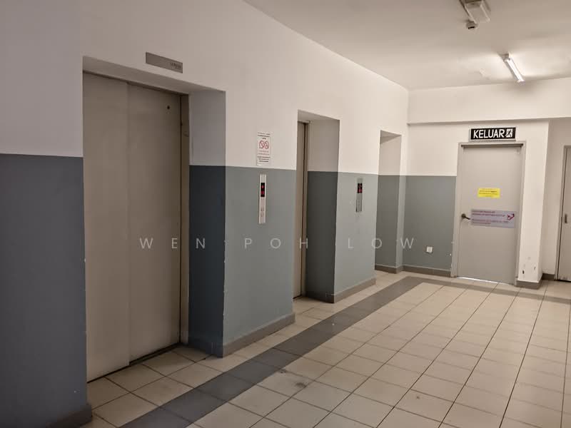Servis Apartment untuk Dijual di Main Place Residence - Wen Poh Low - Corridor - PropertyGuru.com.my
