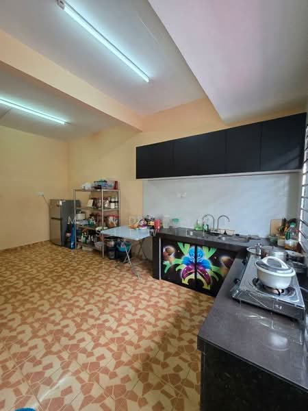 1.5-storey Terraced House for Sale in Skudai (Johor) - Mandy Goh Siew Li - Kitchen - PropertyGuru.com.my