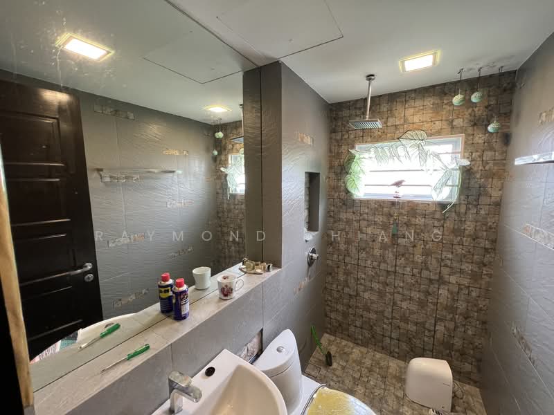 Kondominium untuk Dijual di USJ One Avenue Condo - Raymond Chiang - Bathroom - PropertyGuru.com.my