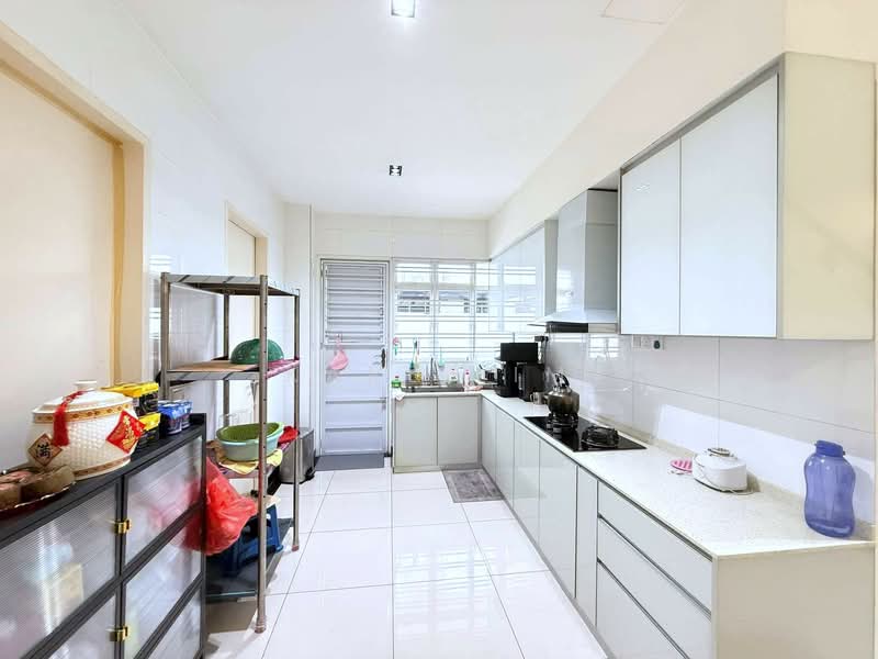 Cluster House for Sale in Setia Tropika (Johor Bahru) - Karl Lim - Kitchen - PropertyGuru.com.my