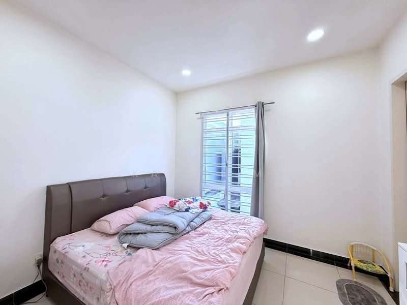Cluster House for Sale in Setia Tropika (Johor Bahru) - Karl Lim - Bedroom - PropertyGuru.com.my