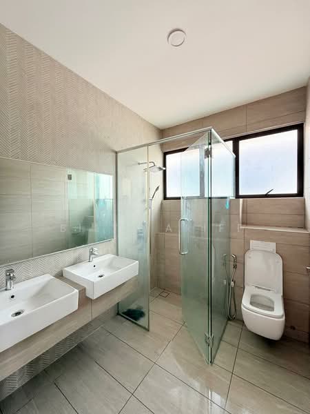 3-storey Terraced House for Rent in Cyberjaya (Selangor) - BILYA ARIFF - Bathroom - PropertyGuru.com.my