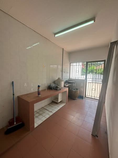 Rumah Teres 2 Tingkat untuk Disewa di Taman Merbok (Bukit Baru) - Alvin Chan Kai Boon - Kitchen - PropertyGuru.com.my