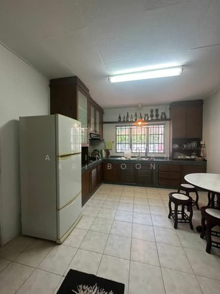 Rumah Teres 2 Tingkat untuk Disewa di Taman Merbok (Bukit Baru) - Alvin Chan Kai Boon - Kitchen - PropertyGuru.com.my