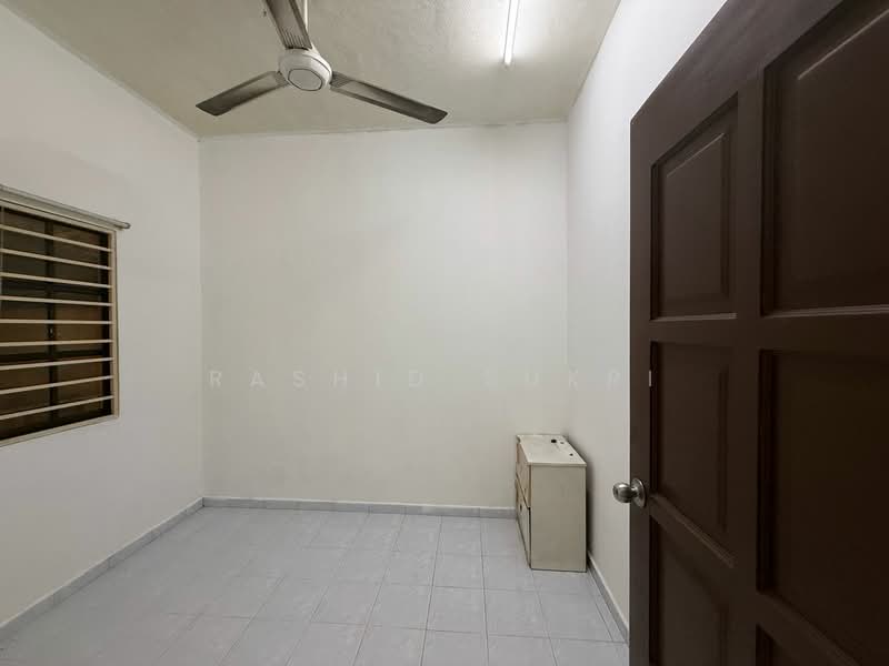 Flat for Rent at Taman Sri Gombak - Rashid Sukri - Interior - PropertyGuru.com.my