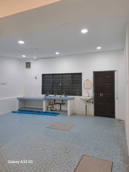 1-storey Terraced House for Rent in Taman Castlefield (Sri Petaling) - Dennix Chin - Kitchen - PropertyGuru.com.my