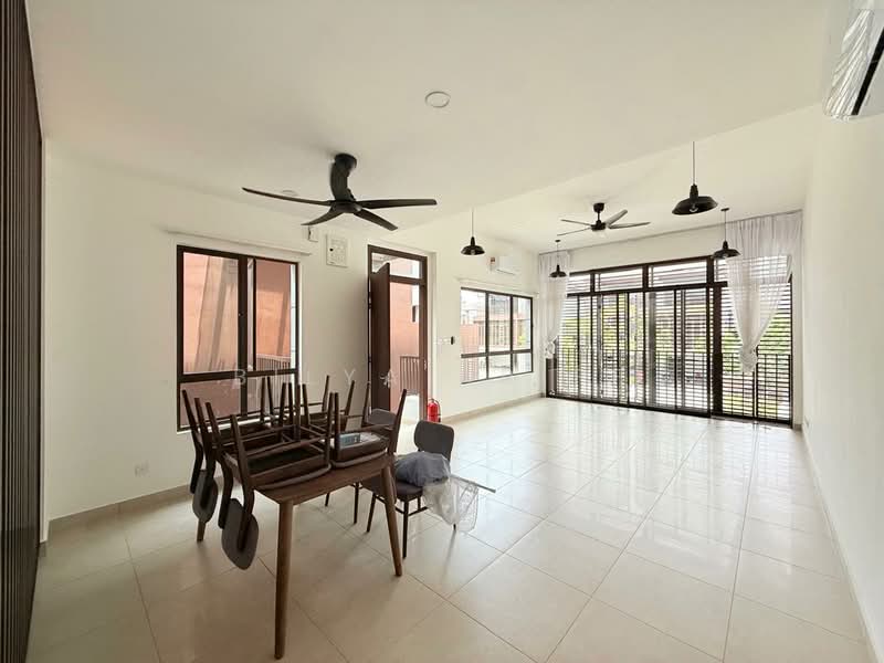 3-storey Terraced House for Rent in Cyberjaya (Selangor) - BILYA ARIFF - Living Room - PropertyGuru.com.my